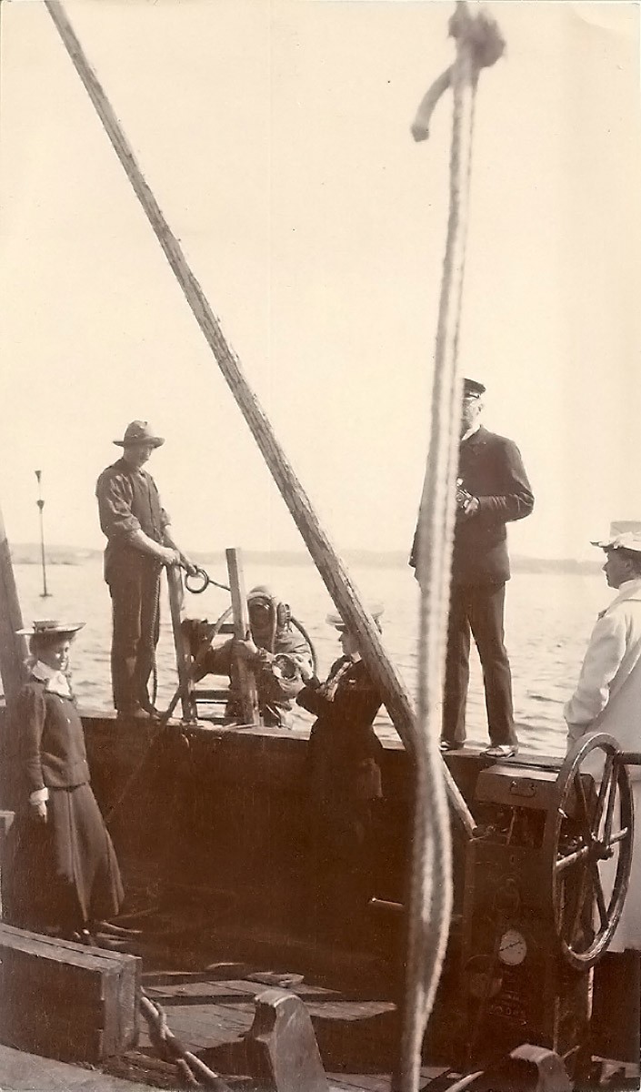 Alice and Jmes Keiller at the diving platform